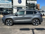 2025 Volkswagen Taos SE 4MOTION