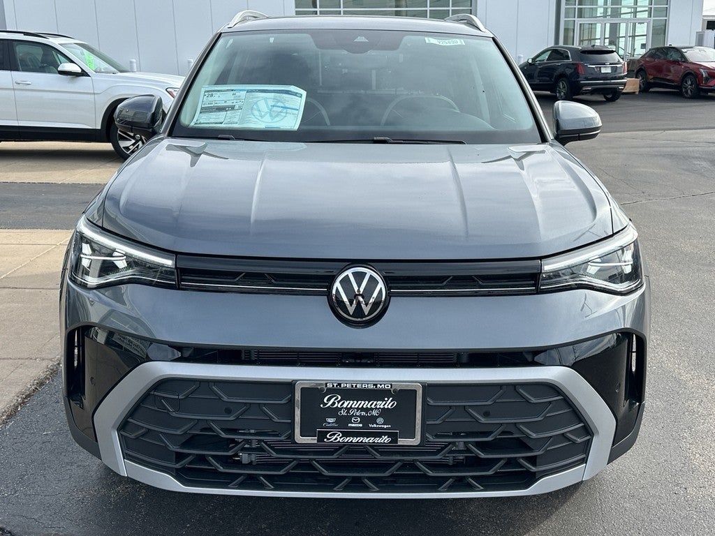 2025 Volkswagen Taos SE 4MOTION