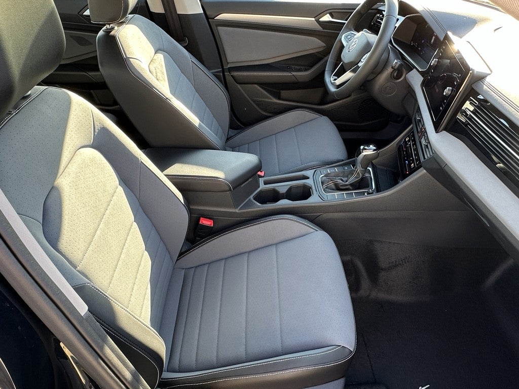 2026 Volkswagen Jetta SE Auto