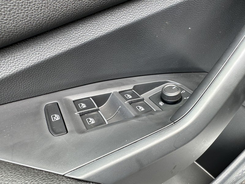 2025 Volkswagen Jetta Sport Auto