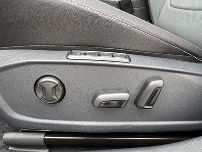 2026 Volkswagen Jetta SEL Auto