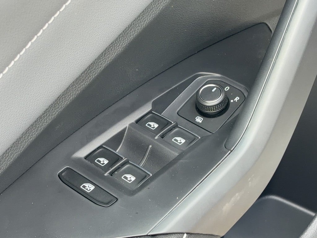 2026 Volkswagen Jetta SEL Auto