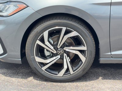 2026 Volkswagen Jetta SEL Auto