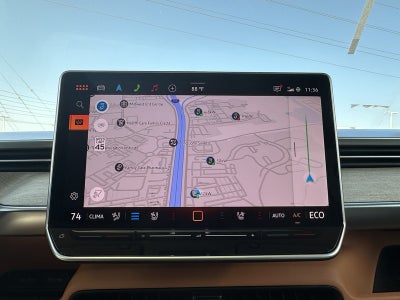 2025 Volkswagen ID. Buzz Pro S Plus 4MOTION w/Two-Tone