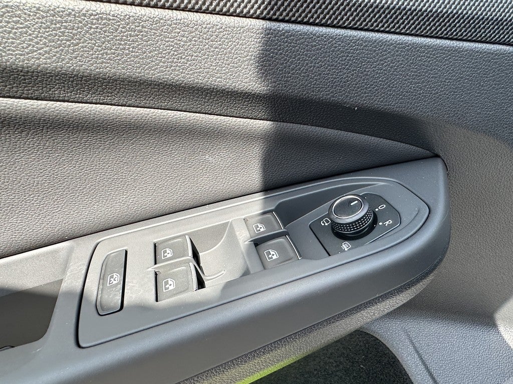 2025 Volkswagen Golf GTI 2.0T SE DSG