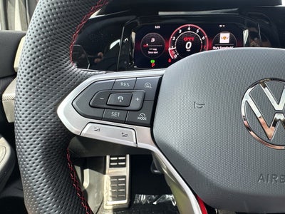 2025 Volkswagen Golf GTI 2.0T SE DSG