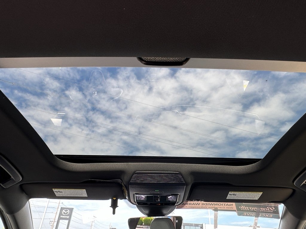 2025 Volkswagen Golf GTI 2.0T SE DSG