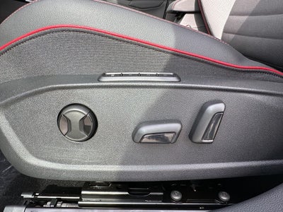 2025 Volkswagen Golf GTI 2.0T SE DSG