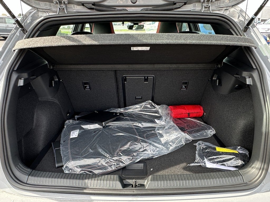 2025 Volkswagen Golf GTI 2.0T SE DSG