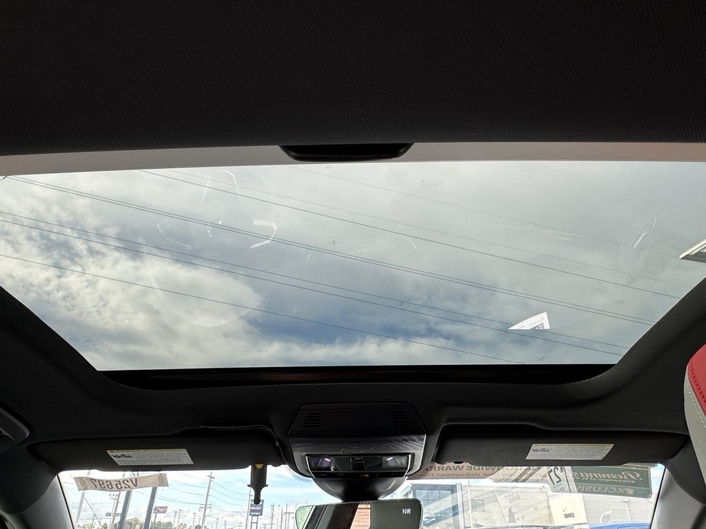 2025 Volkswagen Golf GTI 2.0T SE DSG