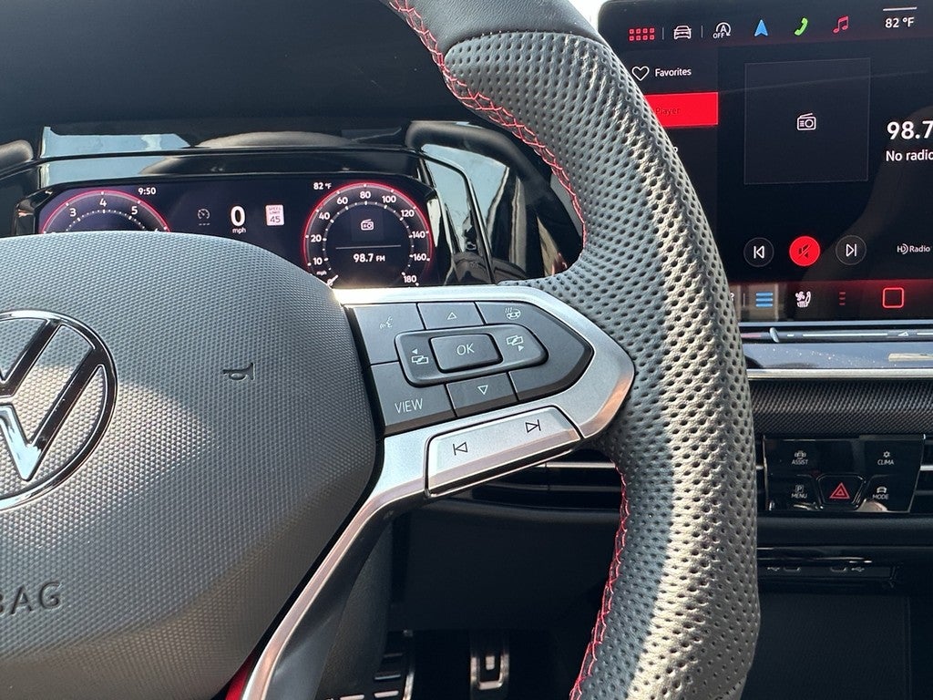 2025 Volkswagen Golf GTI 2.0T SE DSG