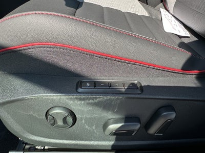 2025 Volkswagen Golf GTI 2.0T SE DSG