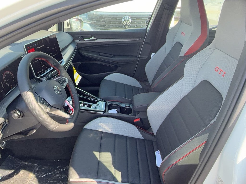 2026 Volkswagen Golf GTI 2.0T SE DSG