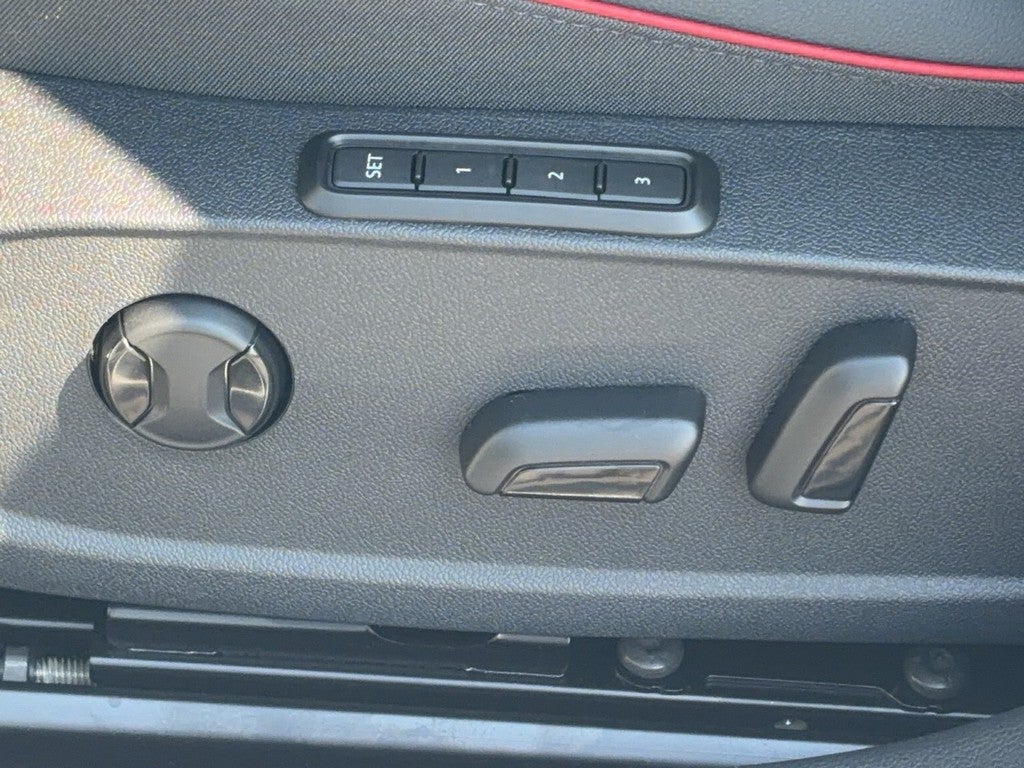 2026 Volkswagen Golf GTI 2.0T SE DSG