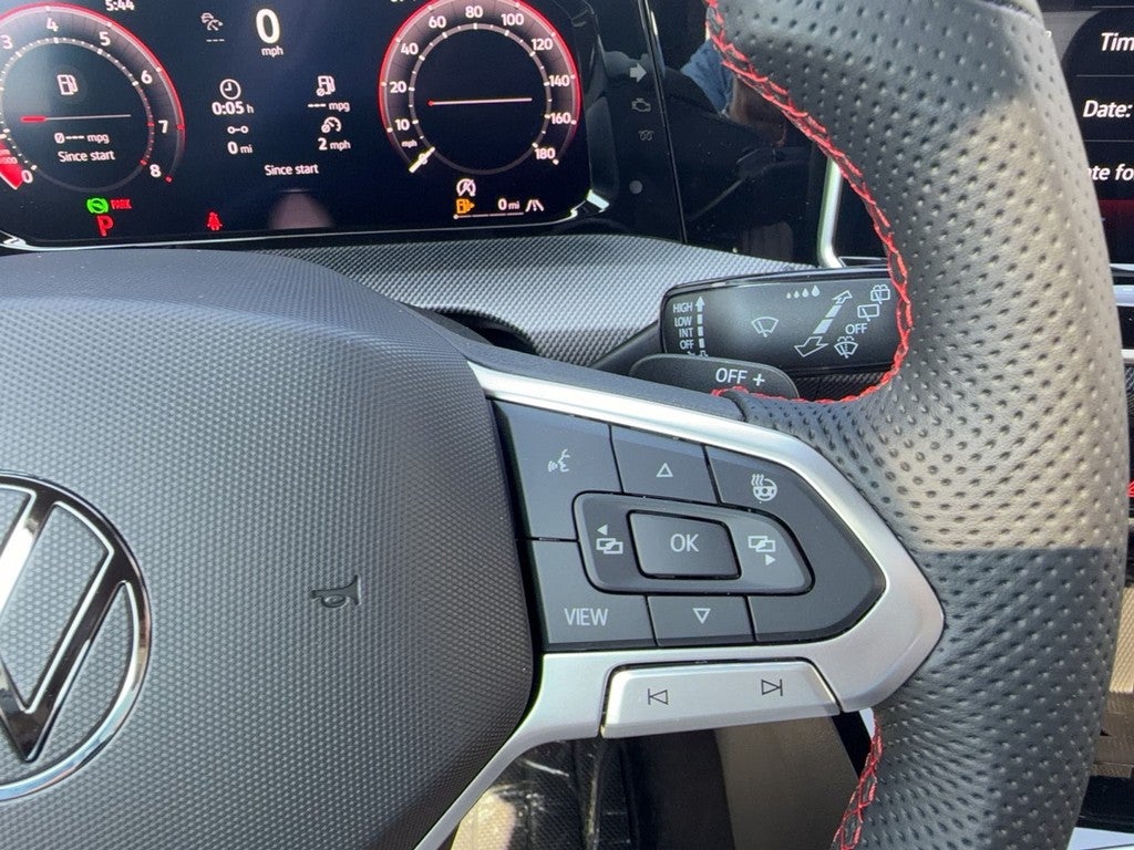 2026 Volkswagen Golf GTI 2.0T SE DSG