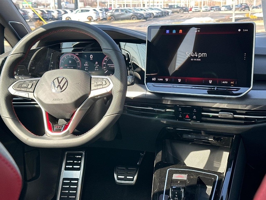 2026 Volkswagen Golf GTI 2.0T SE DSG