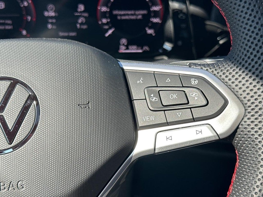 2026 Volkswagen Golf GTI 2.0T SE DSG