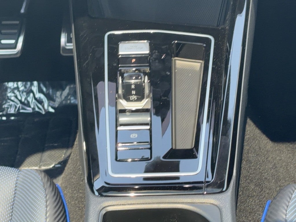 2026 Volkswagen Golf R 2.0T DSG