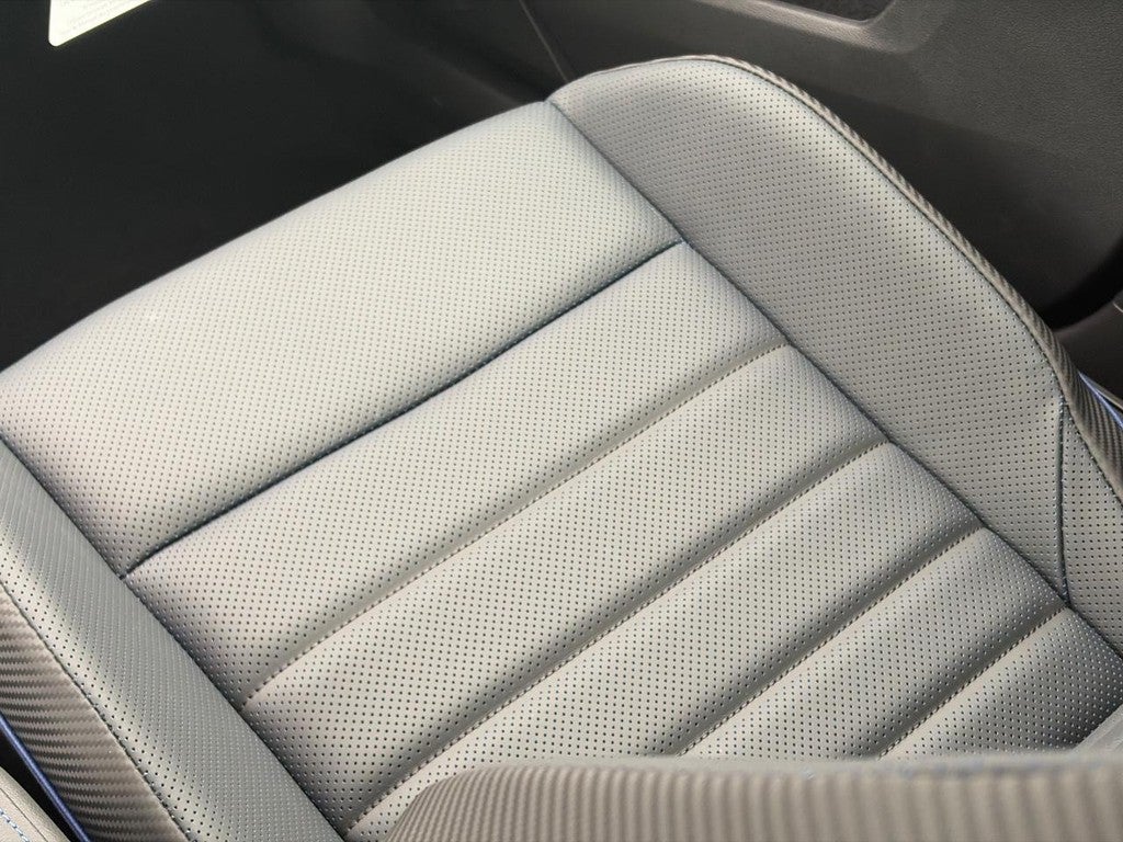 2026 Volkswagen Golf R 2.0T DSG