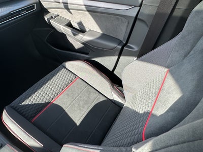 2026 Volkswagen Golf GTI 2.0T SE DSG