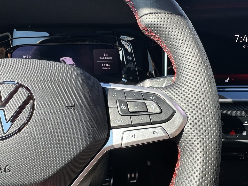 2026 Volkswagen Golf GTI 2.0T SE DSG