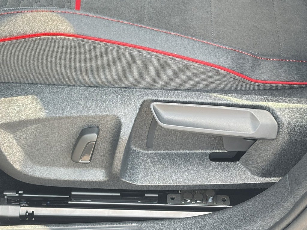 2026 Volkswagen Golf GTI 2.0T SE DSG