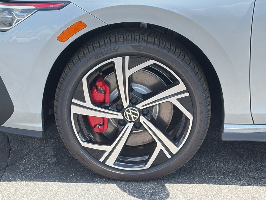 2026 Volkswagen Golf GTI 2.0T SE DSG