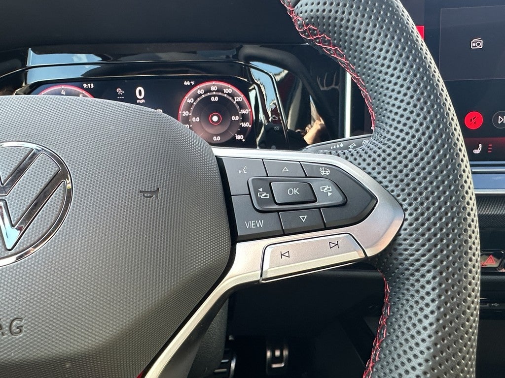 2026 Volkswagen Golf GTI 2.0T SE DSG