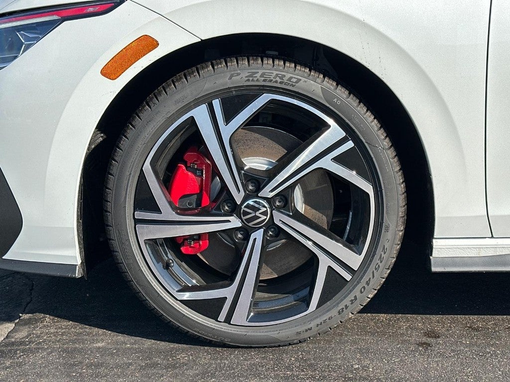 2026 Volkswagen Golf GTI 2.0T SE DSG