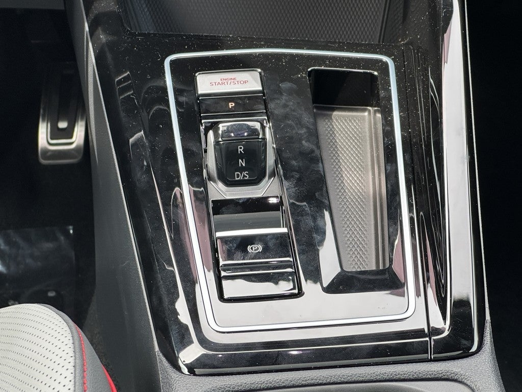 2025 Volkswagen Golf GTI 2.0T Autobahn DSG