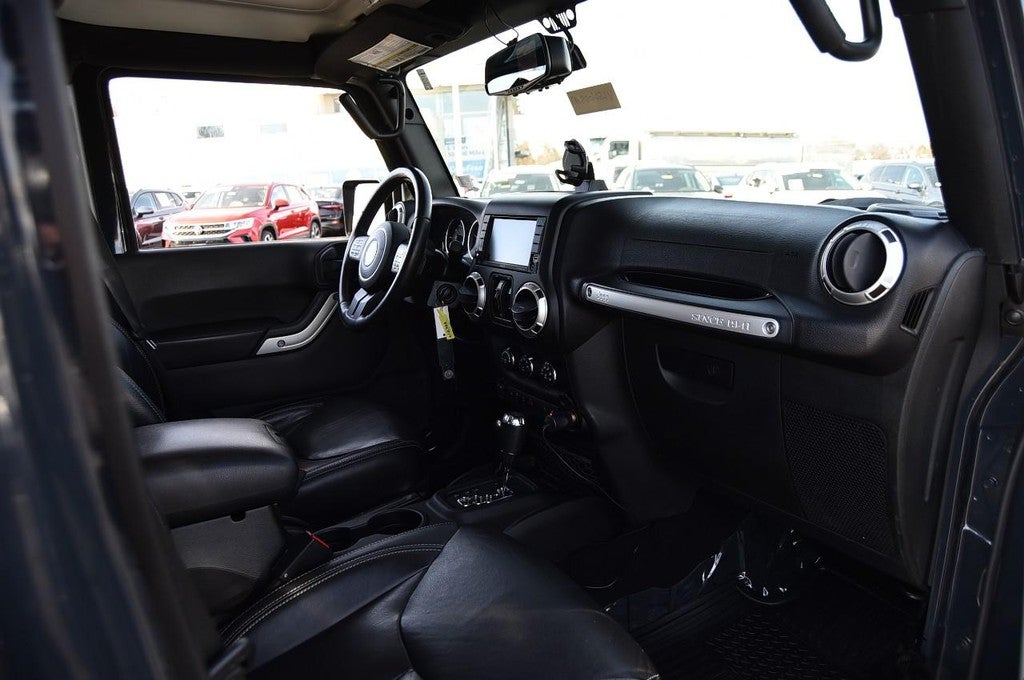 2016 Jeep Wrangler Unlimited 4WD 4dr Sahara