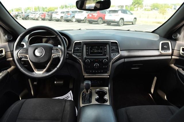 2017 Jeep Grand Cherokee Laredo