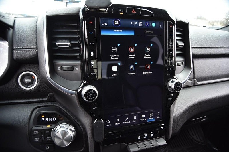 2025 RAM 1500 Laramie 4x4 Crew Cab 5'7" Box