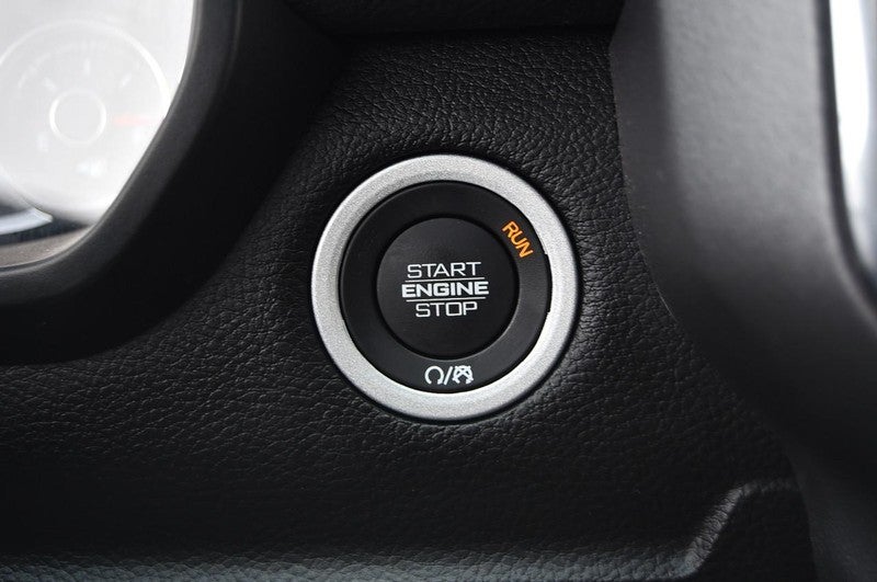 2025 RAM 1500 Laramie 4x4 Crew Cab 5'7" Box