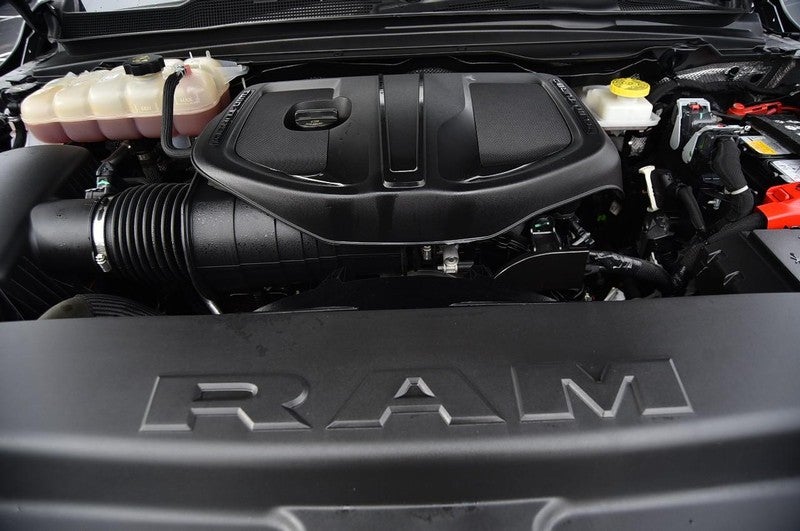 2025 RAM 1500 Laramie 4x4 Crew Cab 5'7" Box