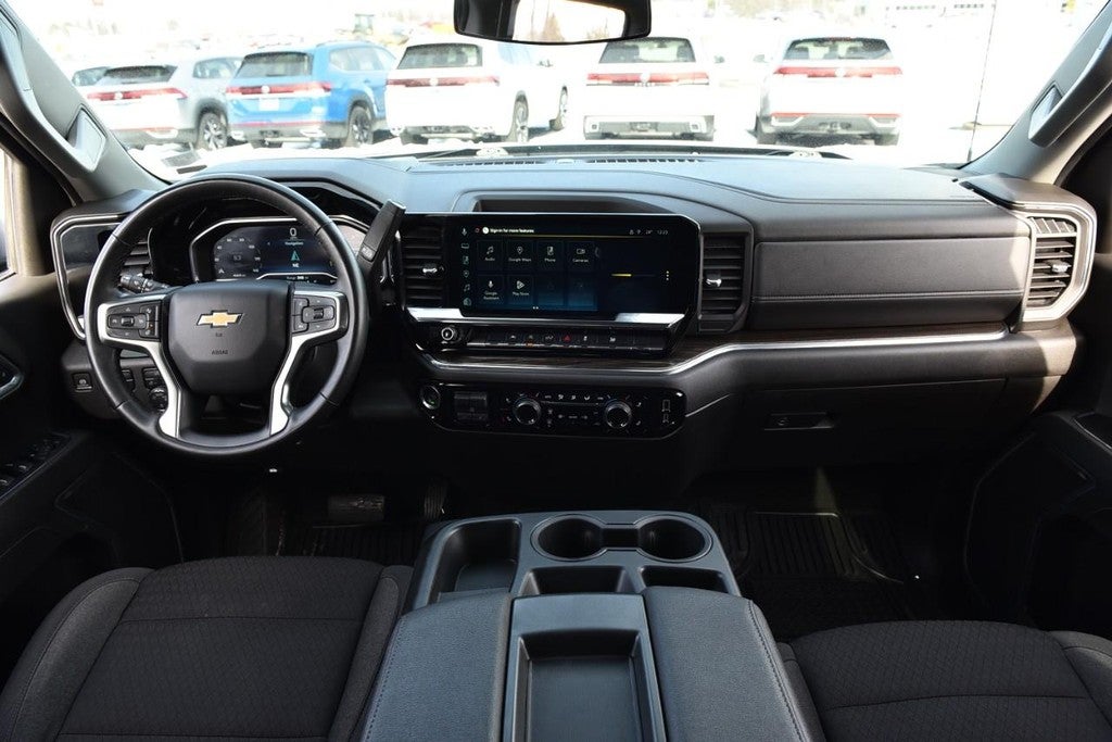 2025 Chevrolet Silverado 1500 4WD Crew Cab 147" LT w/1LT