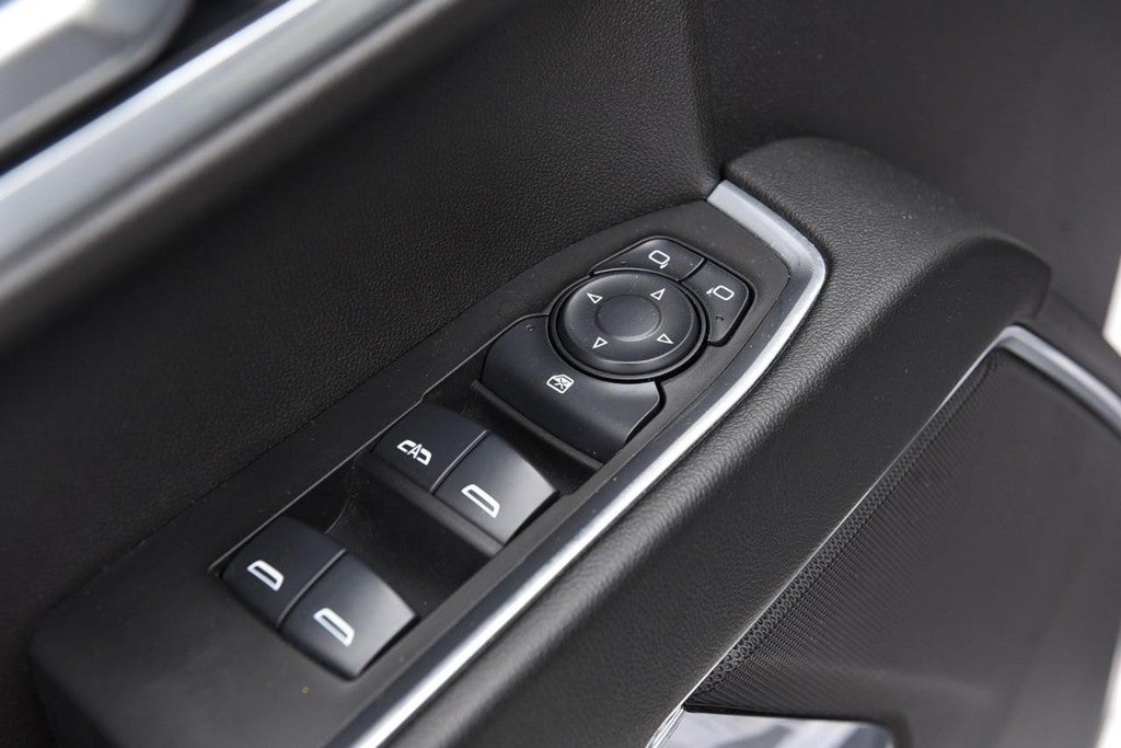 2025 Chevrolet Silverado 1500 4WD Crew Cab 147" LT w/1LT