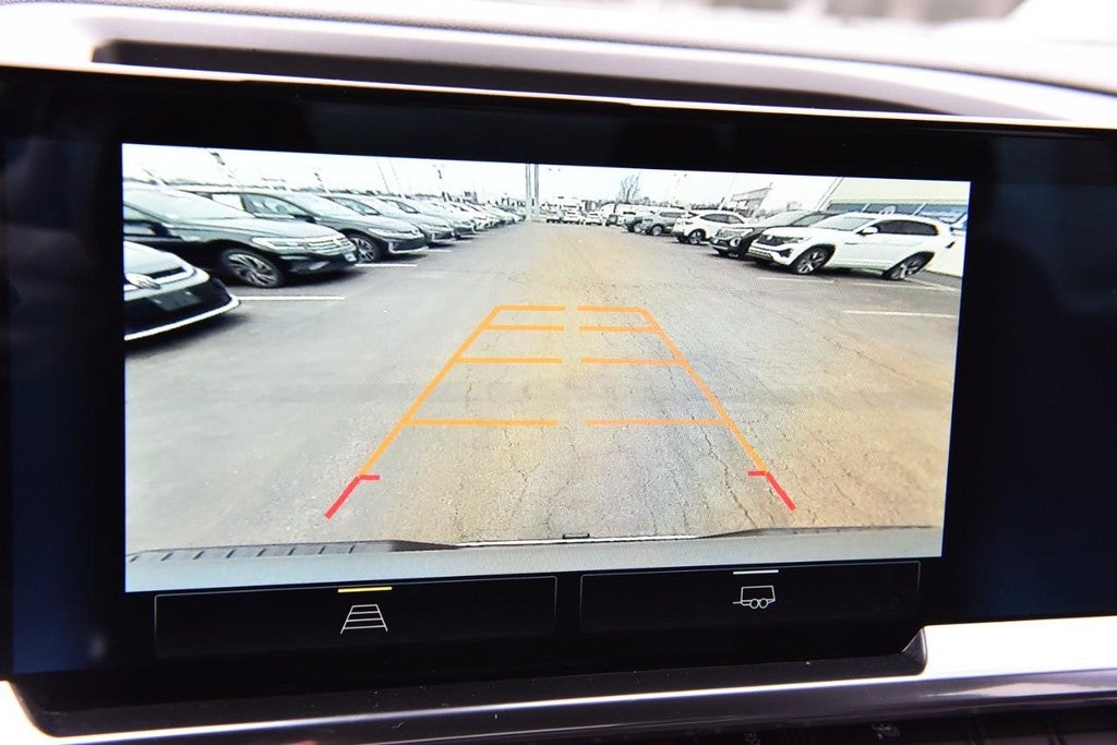 2025 Chevrolet Silverado 1500 4WD Crew Cab 147" LT w/1LT