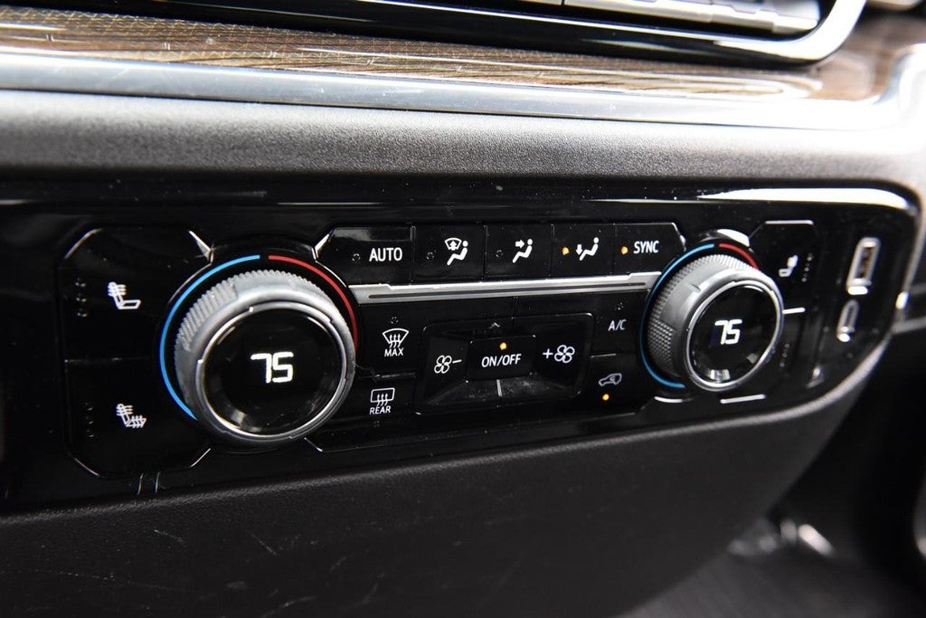 2025 Chevrolet Silverado 1500 4WD Crew Cab 147" LT w/1LT