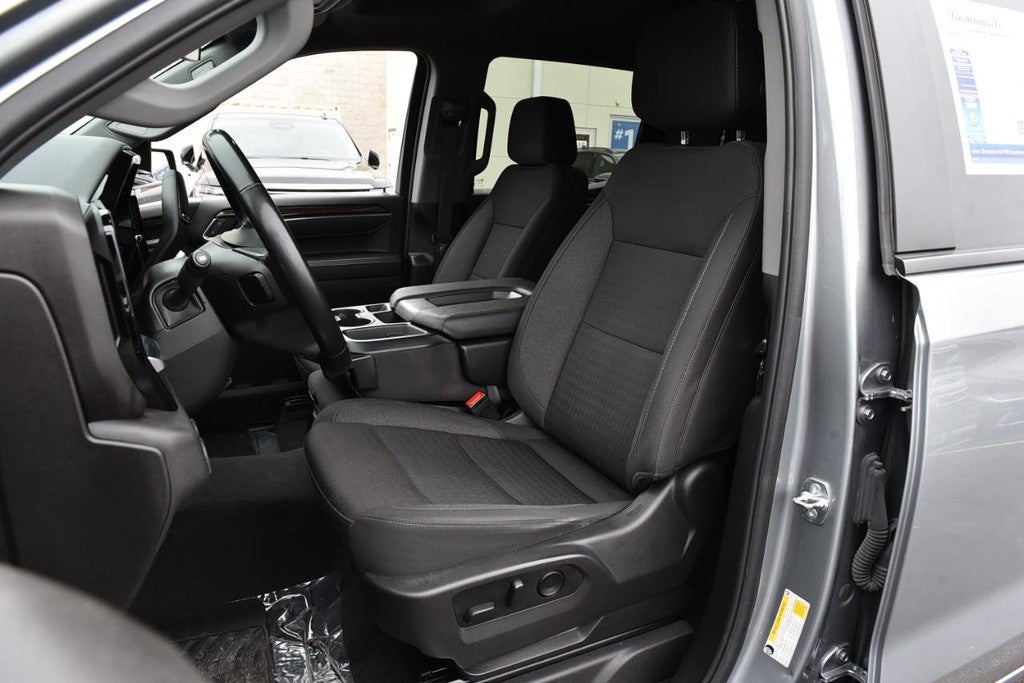 2025 Chevrolet Silverado 1500 4WD Crew Cab 147" LT w/1LT