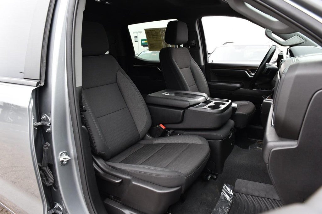 2025 Chevrolet Silverado 1500 4WD Crew Cab 147" LT w/1LT