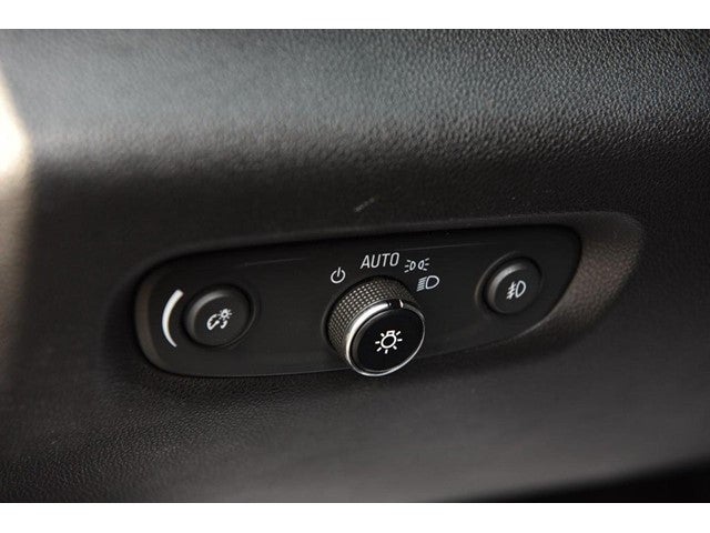 2018 Chevrolet Traverse FWD 4dr LT Cloth w/1LT