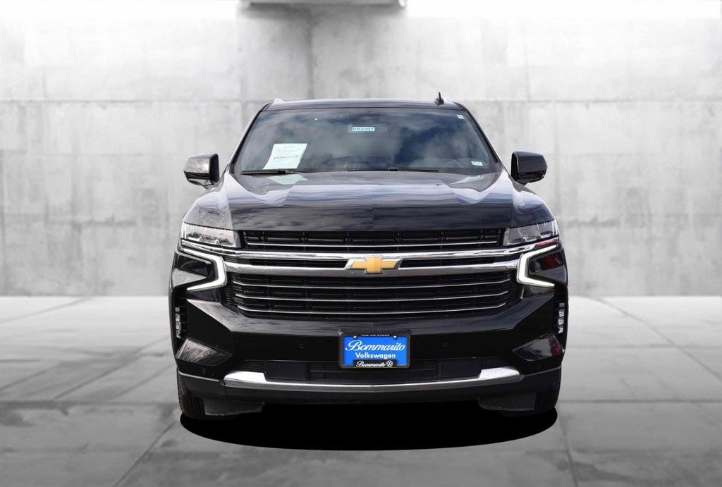 2024 Chevrolet Suburban 4WD 4dr LT