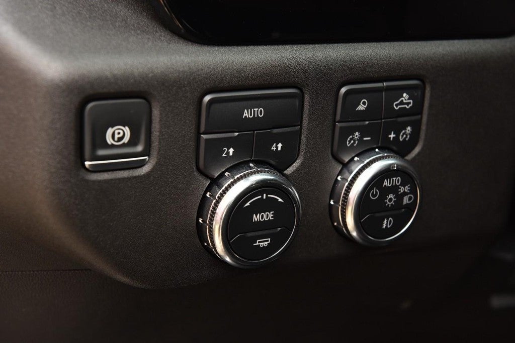 2025 GMC Sierra 1500 4WD Crew Cab 147" SLT