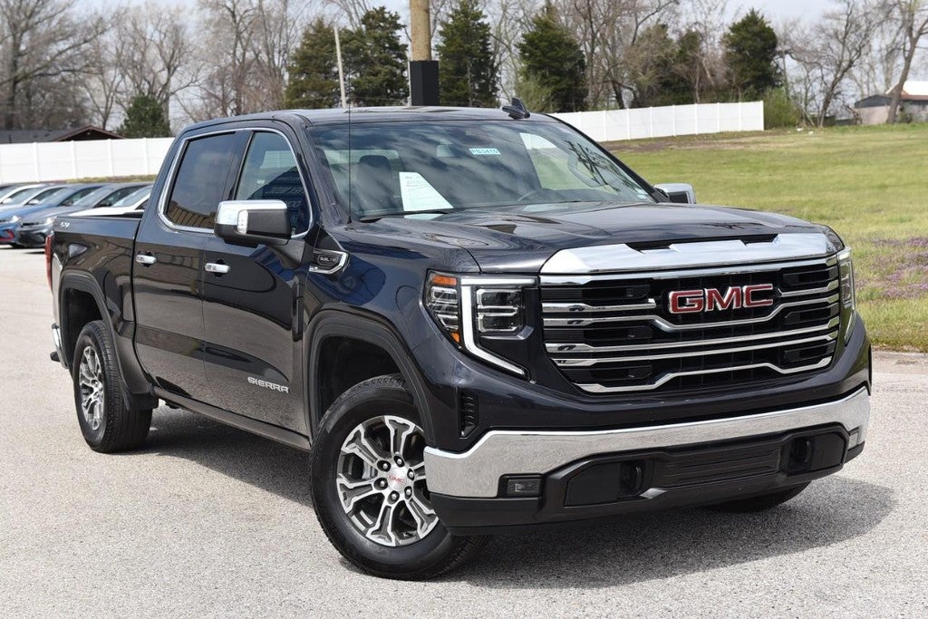 2025 GMC Sierra 1500 4WD Crew Cab 147" SLT