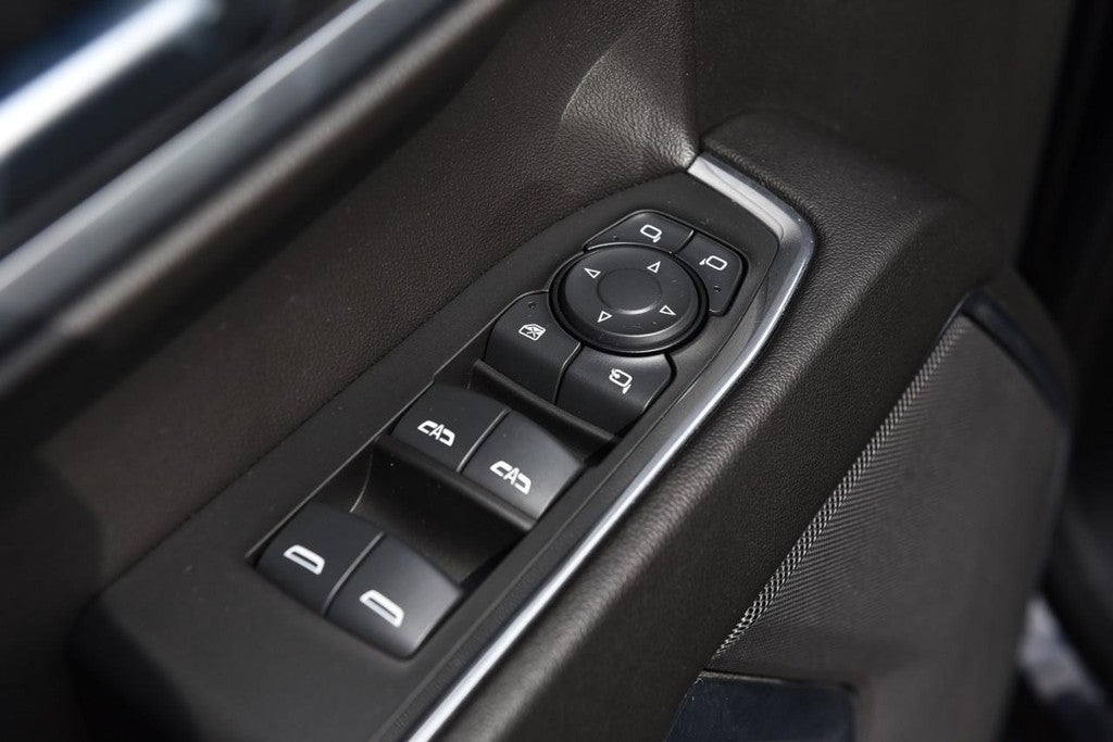 2025 GMC Sierra 1500 4WD Crew Cab 147" SLT