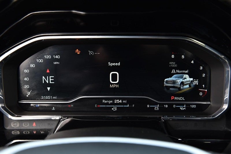 2025 GMC Sierra 1500 4WD Crew Cab 147" SLT