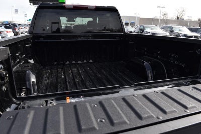 2025 GMC Sierra 1500 4WD Crew Cab 147" SLT