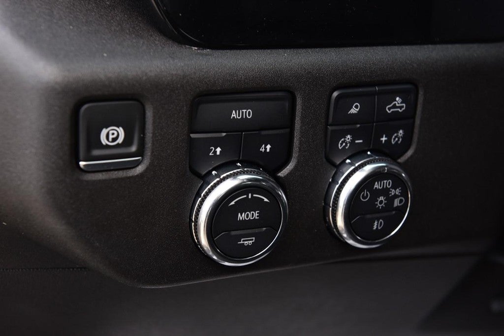 2025 GMC Sierra 1500 4WD Crew Cab 147" SLT