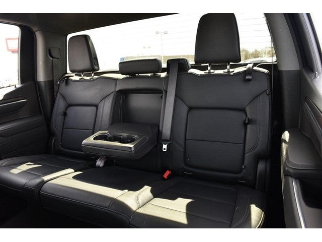 2025 GMC Sierra 1500 4WD Crew Cab 147" SLT